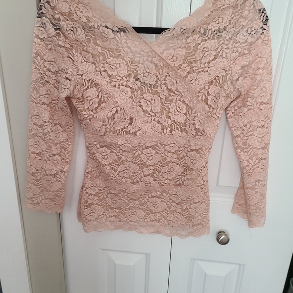 BEBE PINK WITH NUDE UNDERLAY - Picture 2 of 6